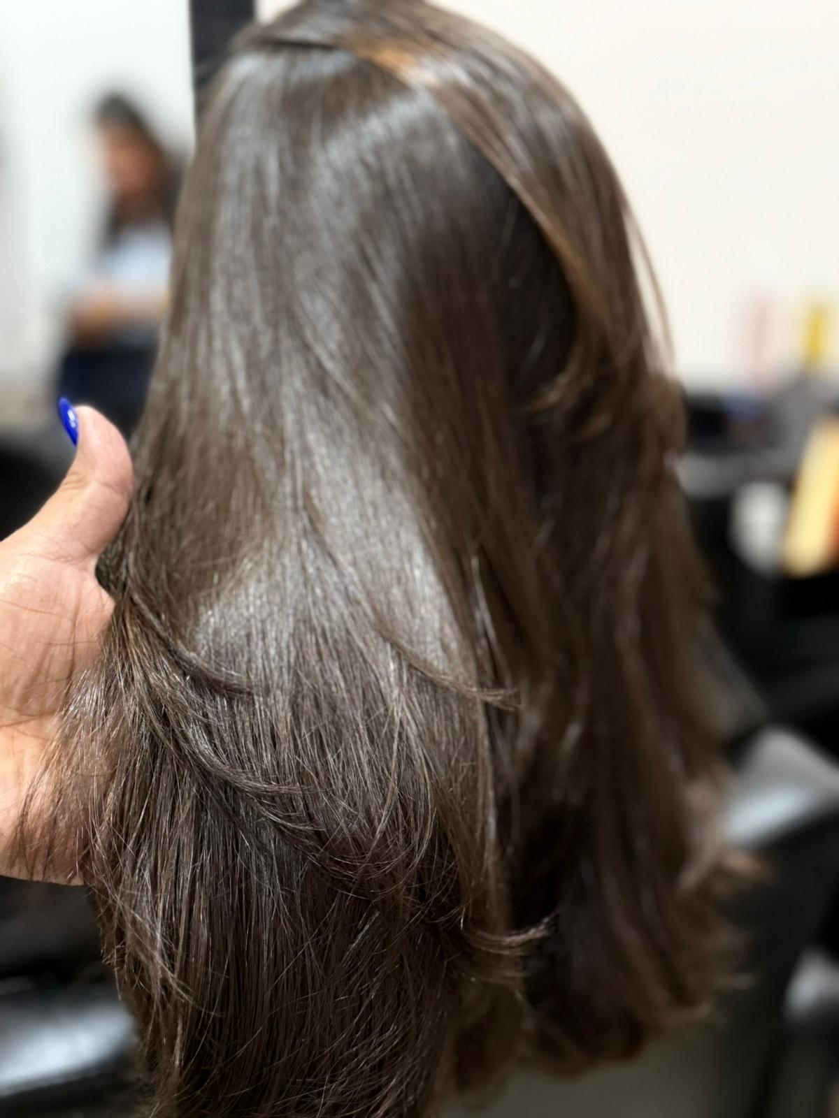 Penteado elegante de cabelo